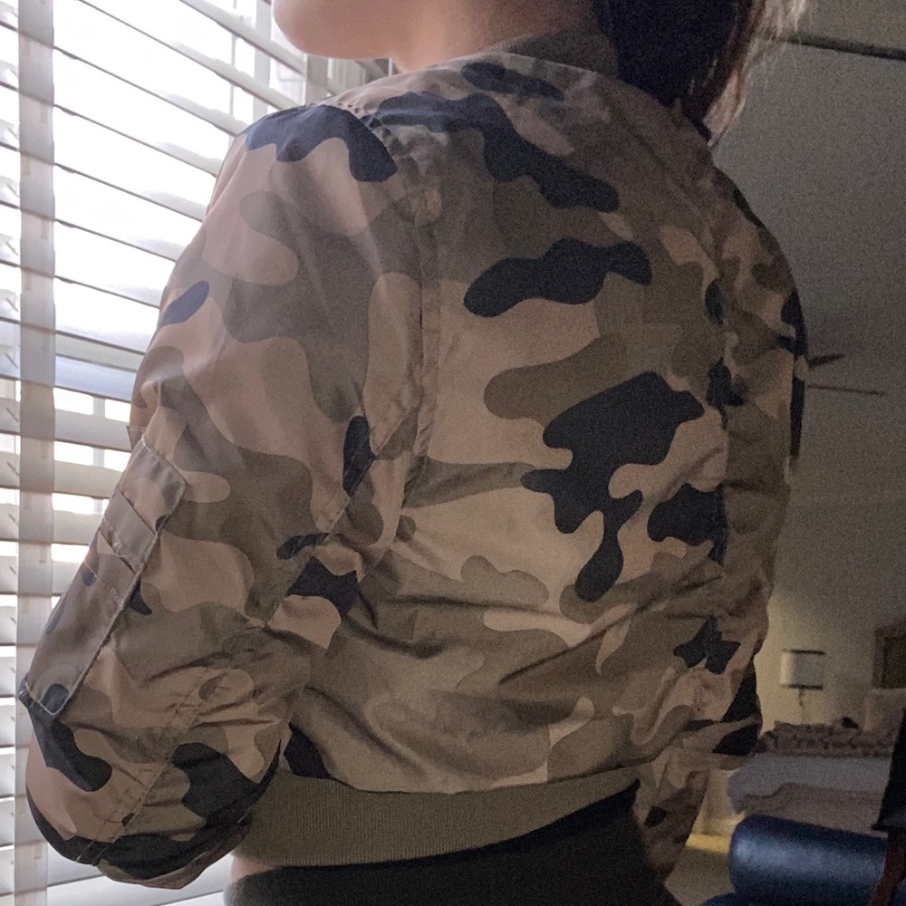 Bomber Jacket - Picture 3 of 3